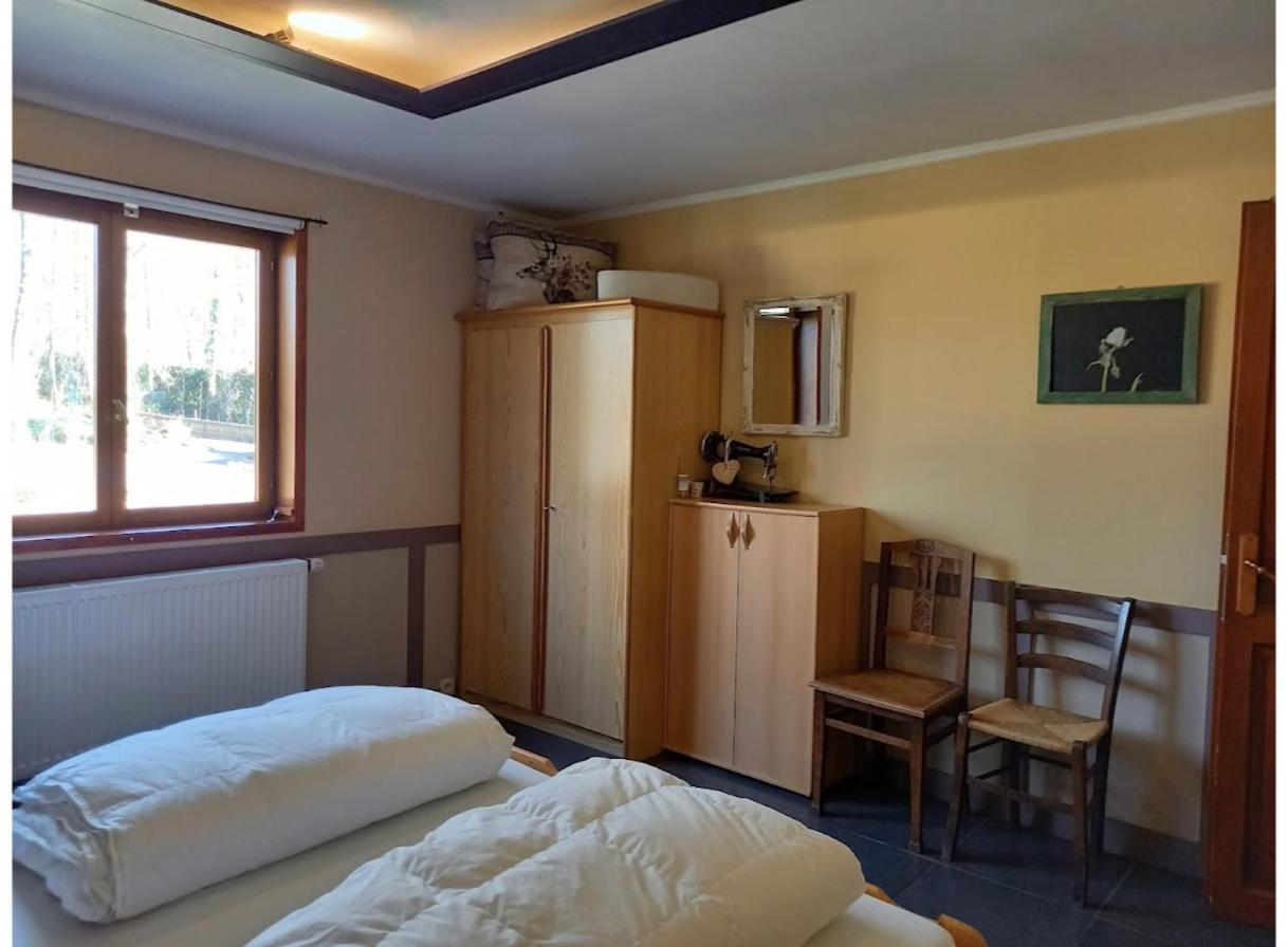 Holiday Home"Monsieur Nips" Érezée Екстериор снимка
