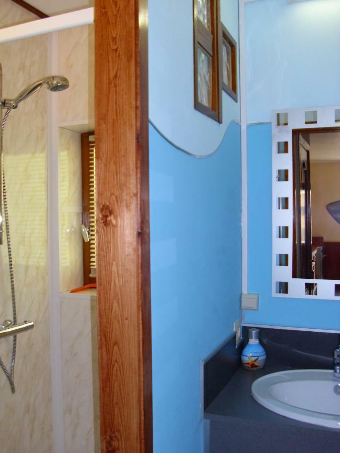 Holiday Home"Monsieur Nips" Érezée Екстериор снимка